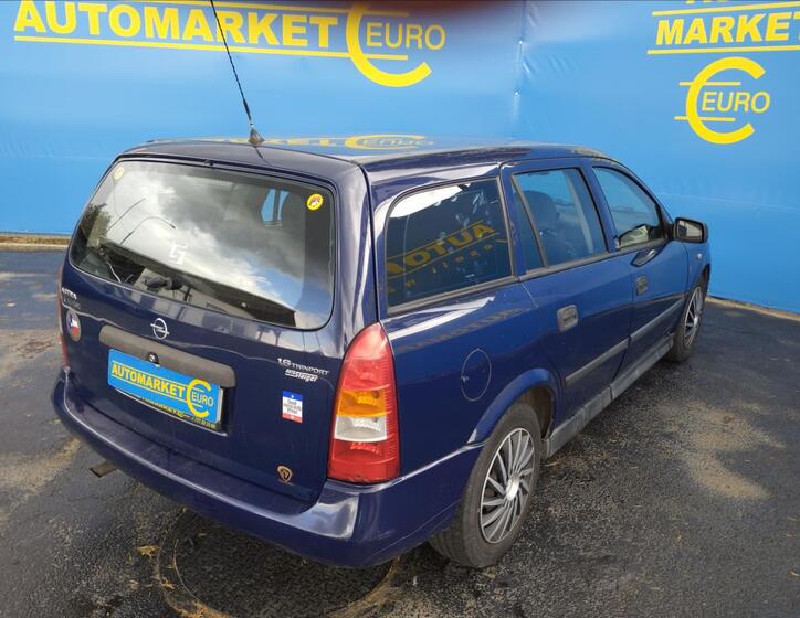 Opel Astra 6