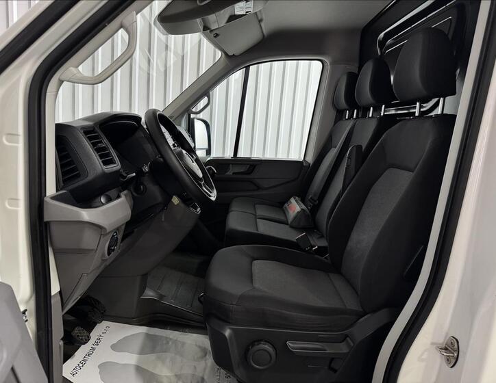 Volkswagen Crafter 28