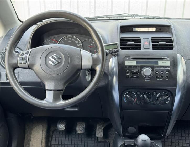 Suzuki SX4 30