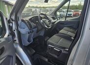 Ford Transit 9