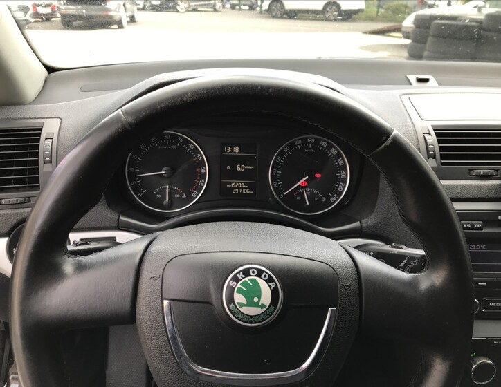 Škoda Octavia 9