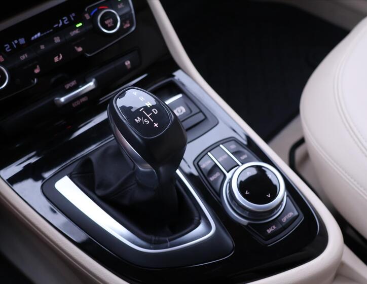 BMW Řada 2 29