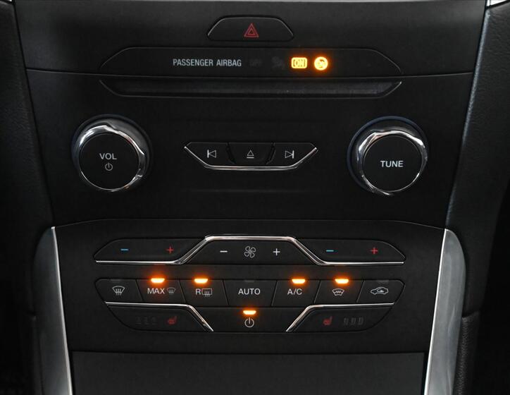 Ford S-MAX 21