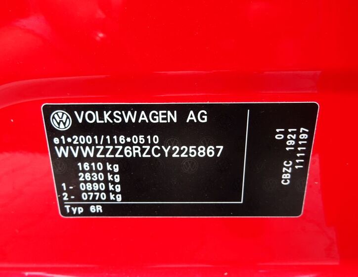 Volkswagen Polo 40