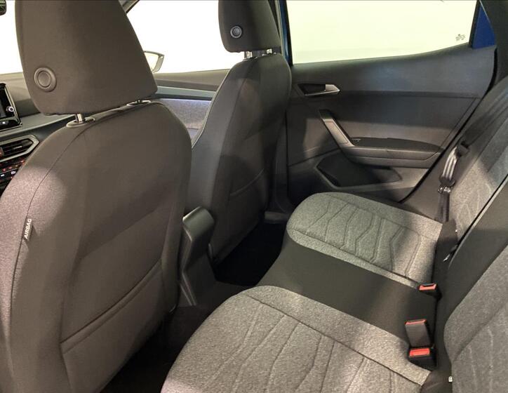 Seat Arona 6