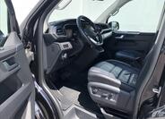 Volkswagen Multivan 5