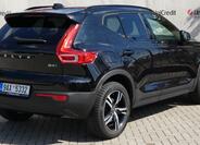 Volvo XC40 3