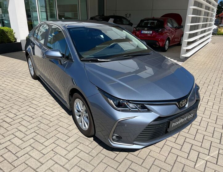 Toyota Corolla 8