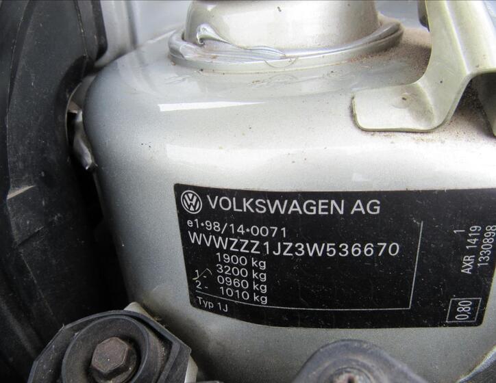 Volkswagen Golf 26