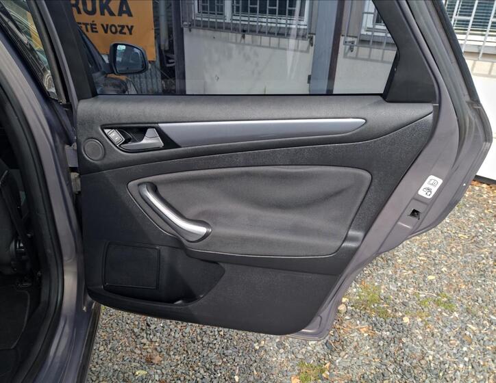 Ford Mondeo 21
