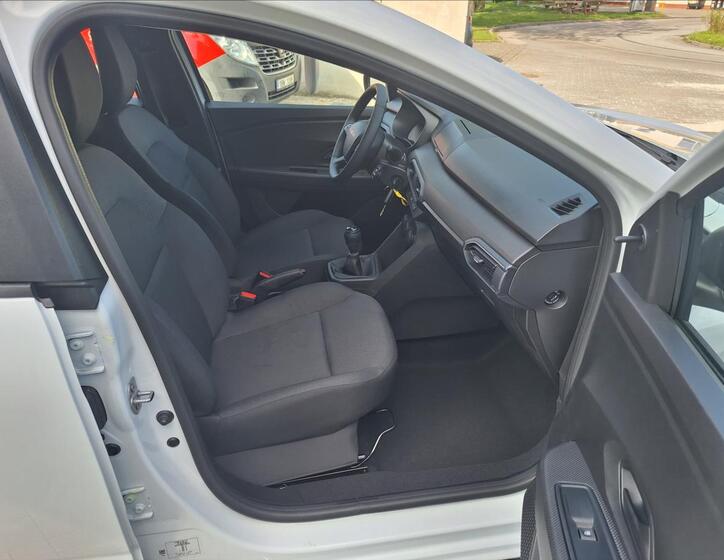 Dacia Jogger 13