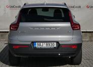 Volvo XC40 4