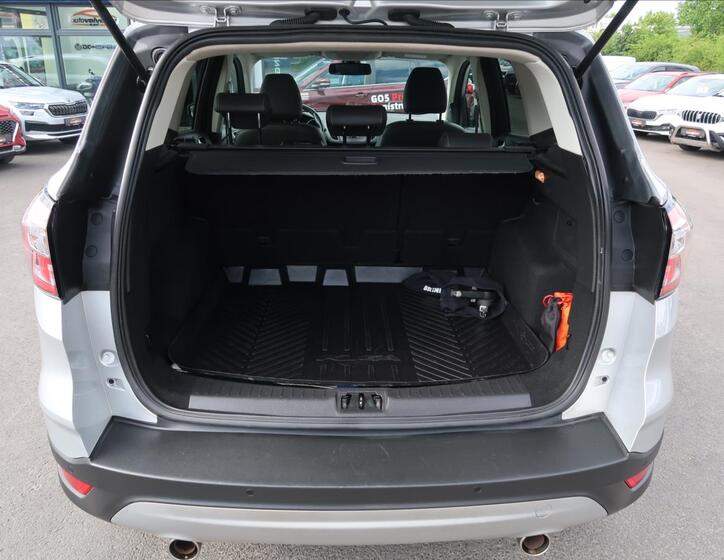 Ford Kuga 21