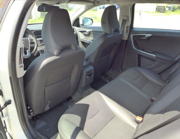 Volvo V60 26