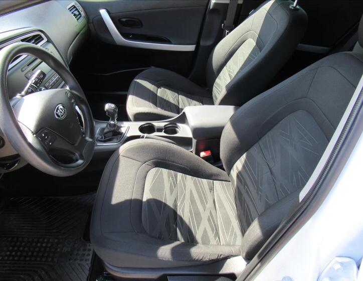 KIA Ceed 13