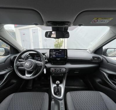 Toyota Yaris 13
