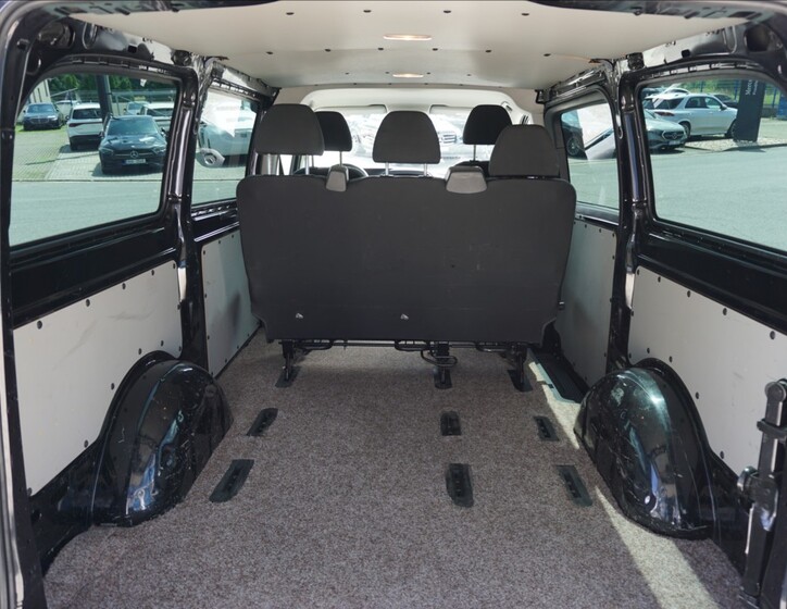 Mercedes-Benz Vito 16