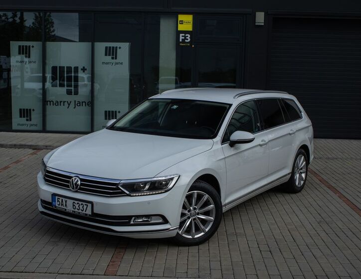 Volkswagen Passat 1