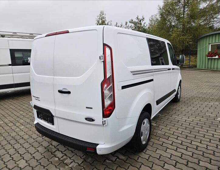 Ford Transit Custom 3