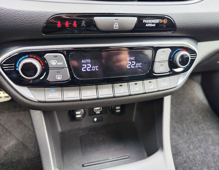 Hyundai i30 21