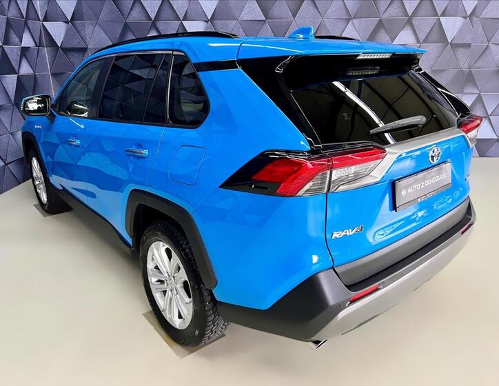 Toyota RAV4 5