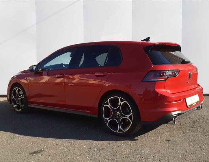 Volkswagen Golf 29