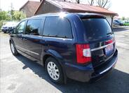 Chrysler Town & Country 6