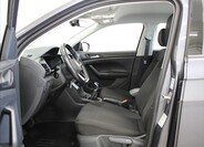 Volkswagen T-Cross 5