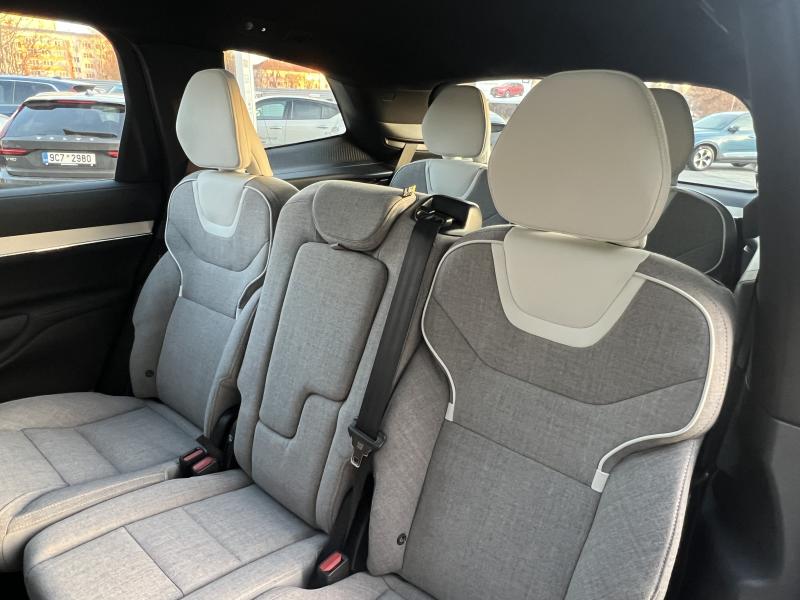 Volvo EX90