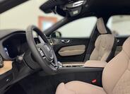 Volvo XC60 7