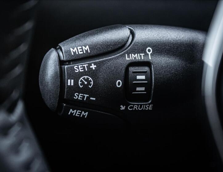 Peugeot 2008 13