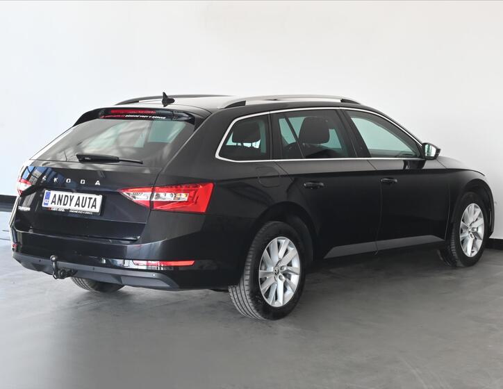 Škoda Superb 3