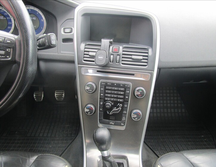 Volvo XC60 9