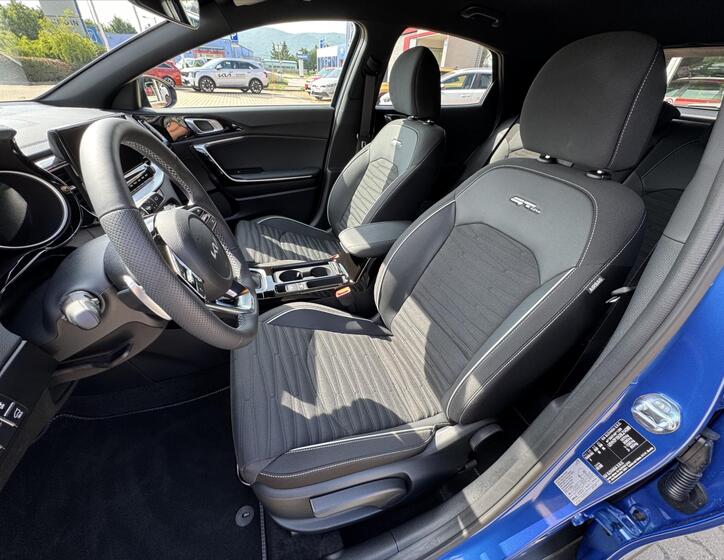 KIA XCeed 13