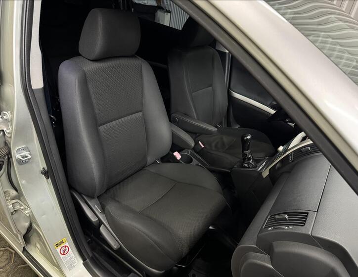 Toyota Corolla Verso 29
