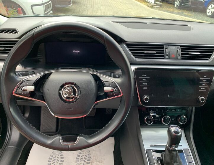 Škoda Superb 14