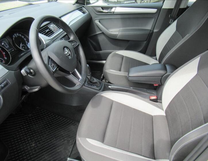 Škoda Rapid 9