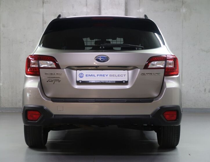 Subaru Outback 6