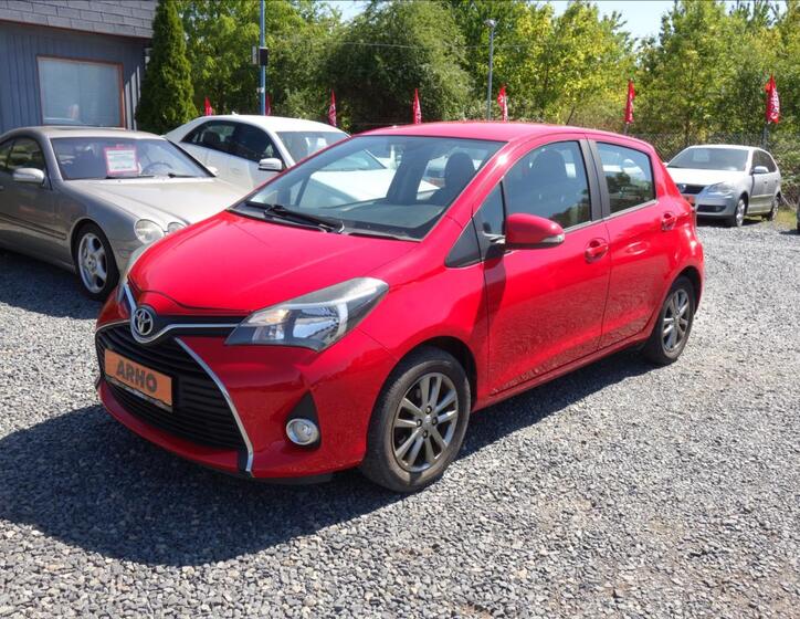 Toyota Yaris 2