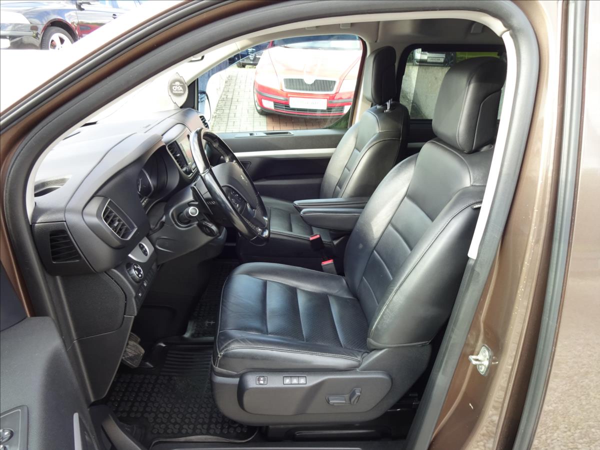 Peugeot Traveller