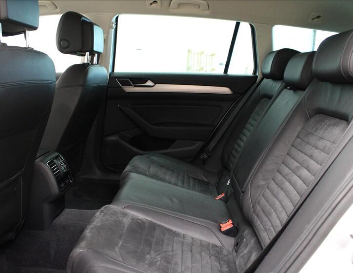 Volkswagen Passat 14