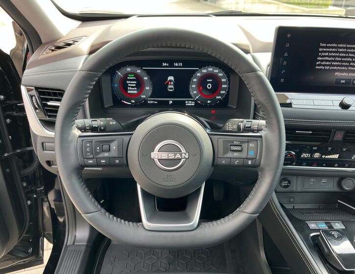 Nissan Ostatní 18