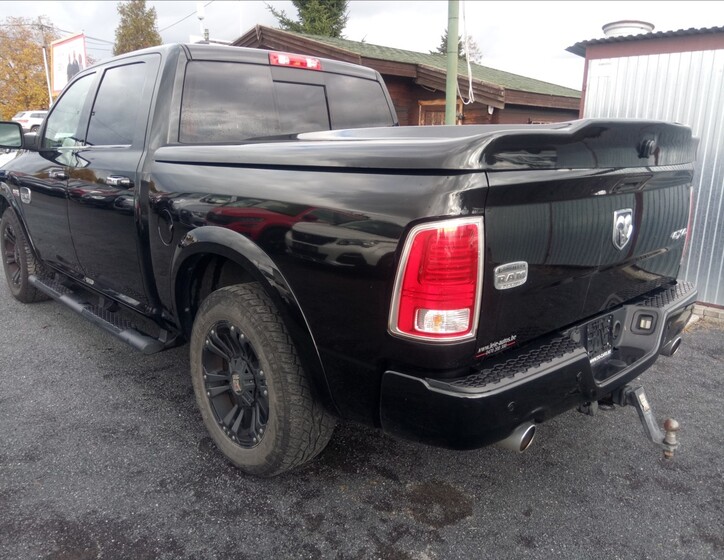 Dodge RAM 6