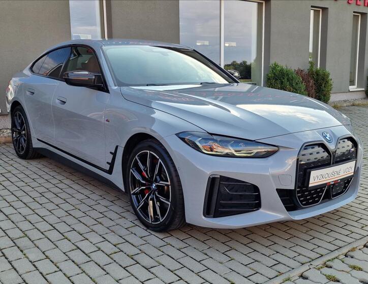 BMW i4 3
