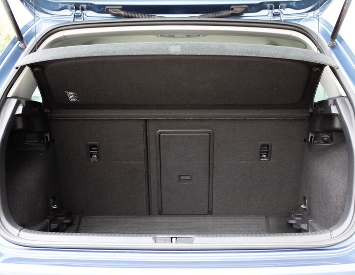 Volkswagen Golf 26