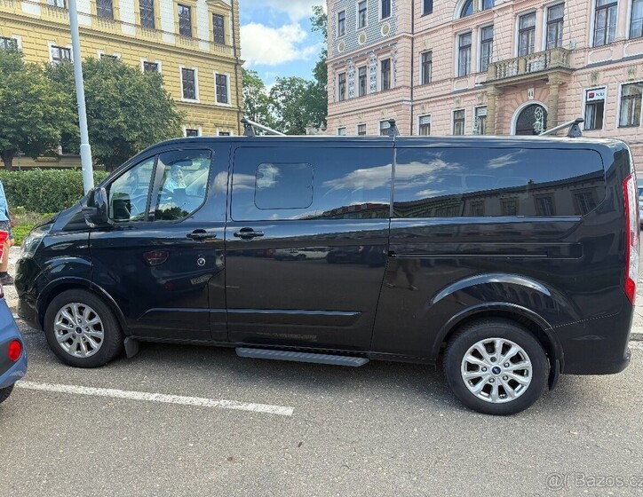 Ford Tourneo 6