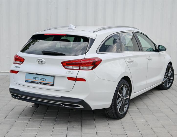 Hyundai i30 12