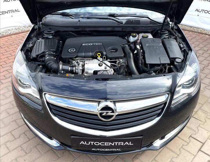 Opel Insignia 8