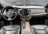 Volvo XC90 13