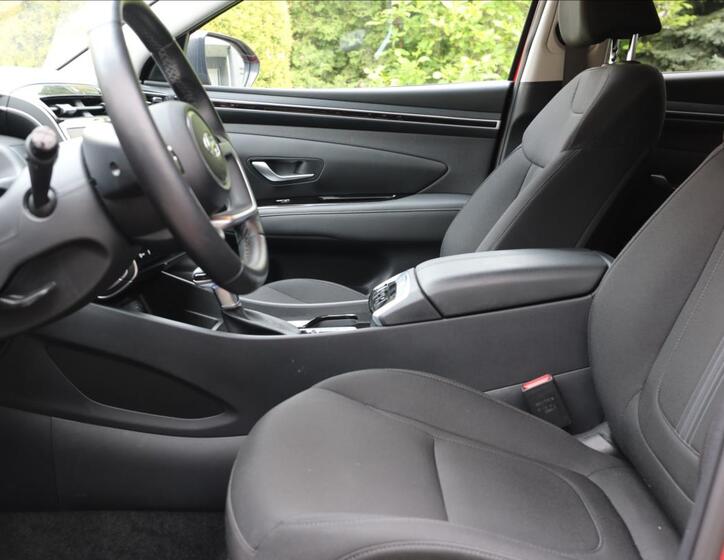 Hyundai Tucson 16